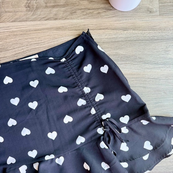 Altar’d State Heart Print Ruffle Hem Mini Skirt Black White - Tie Cinch Size M - Picture 4 of 11
